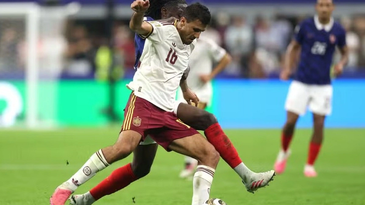 ফ্রান্সকে হারিয়েও রেফারিকে একহাত নিলেন স্পেন অধিনায়ক