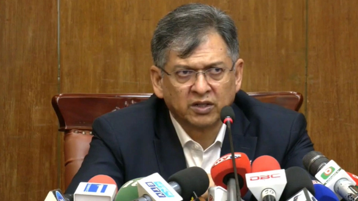 বন্দি বিনিময় চুক্তির মাধ্যমে হাসিনাকে ফেরাতে চায় সরকার