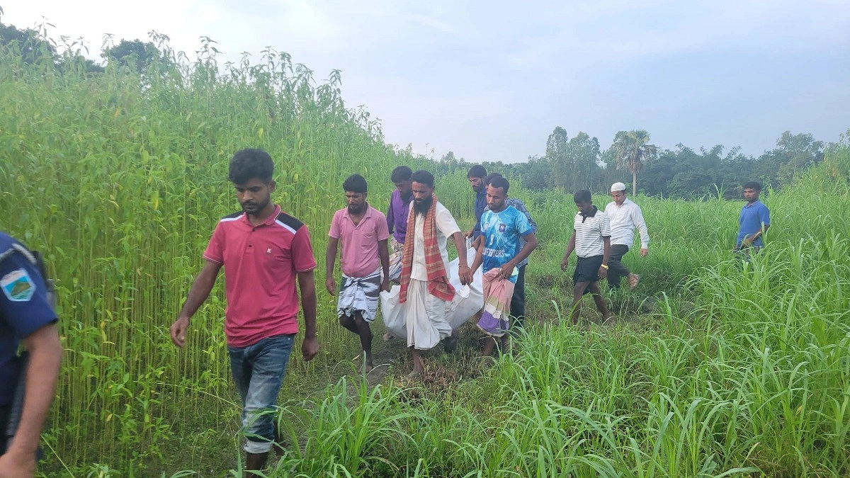 বাঁশবাগানে পড়েছিল আওয়ামী লীগ নেতার গলাকাটা মরদেহ