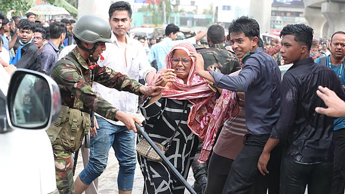 সেদিন স্বজনদের আর্তনাদ