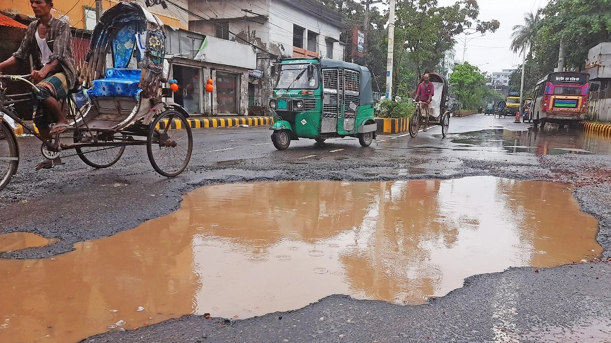 বন্যায় ক্ষতিগ্রস্ত সড়ক-কালভার্ট মেরামতে লাগবে ৪২৩ কোটি টাকা