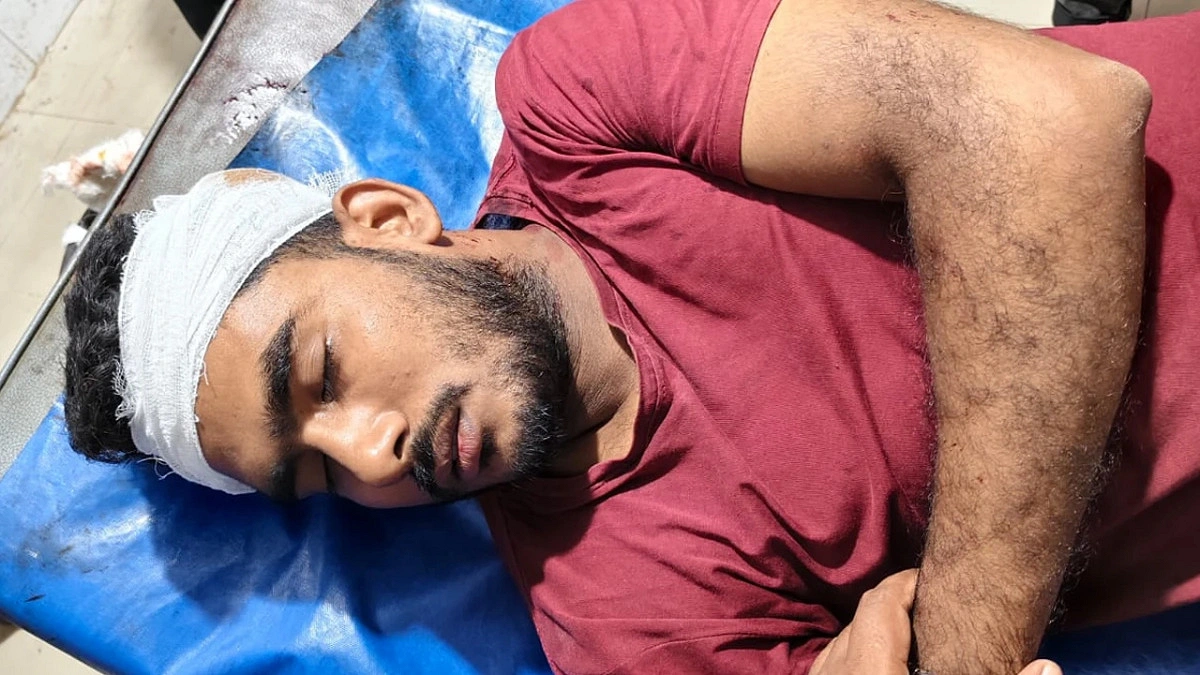 সংবাদ সংগ্রহ করতে গিয়ে হামলার শিকার সাংবাদিক