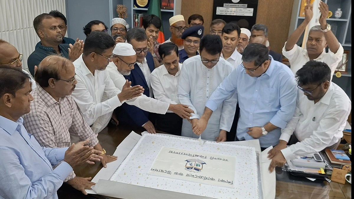 যাত্রা শুরু করল নওগাঁ বিশ্ববিদ্যালয়