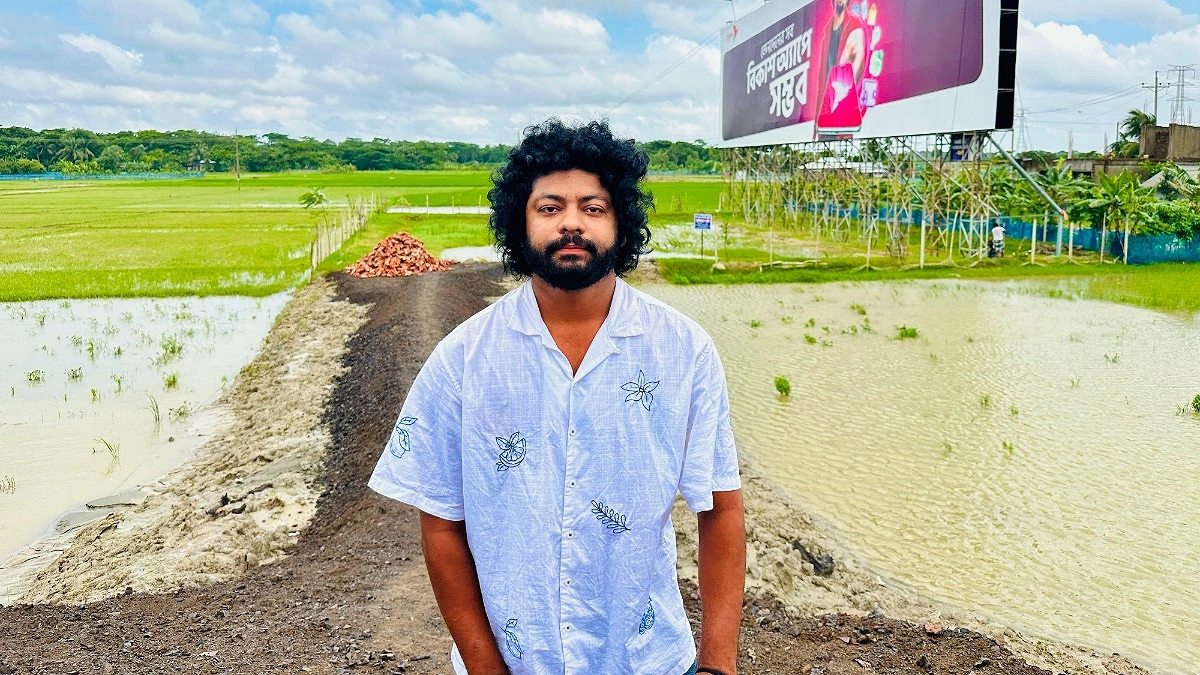 ‘বিবাদমান জমিতে’ রাস্তা, কাফি ও স্কুল কর্তৃপক্ষের পাল্টাপাল্টি অভিযোগ