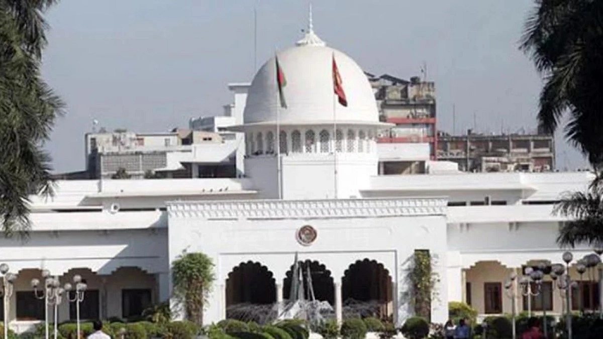 মেয়াদের আগেই রাষ্ট্রপতির পদ ছেড়েছেন যারা