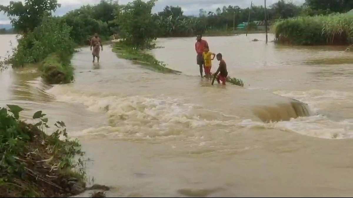 পাহাড়ি ঢলে নেত্রকোনায় প্লাবন