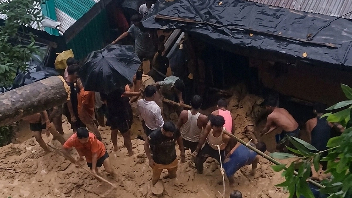 ফের পাহাড়ধস, কক্সবাজারে একদিনে ১০ মৃত্যু
