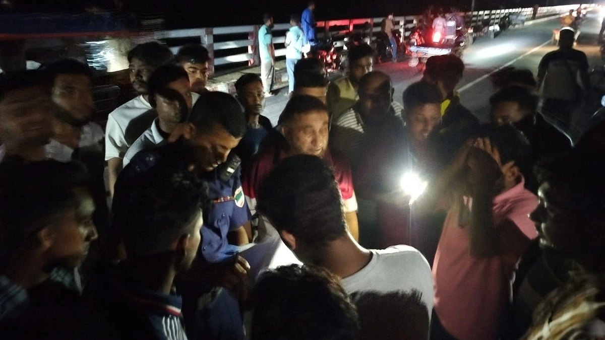 কুষ্টিয়ায় সেতু থেকে নদীতে ঝাঁপ দিয়ে নিখোঁজ কলেজছাত্রী