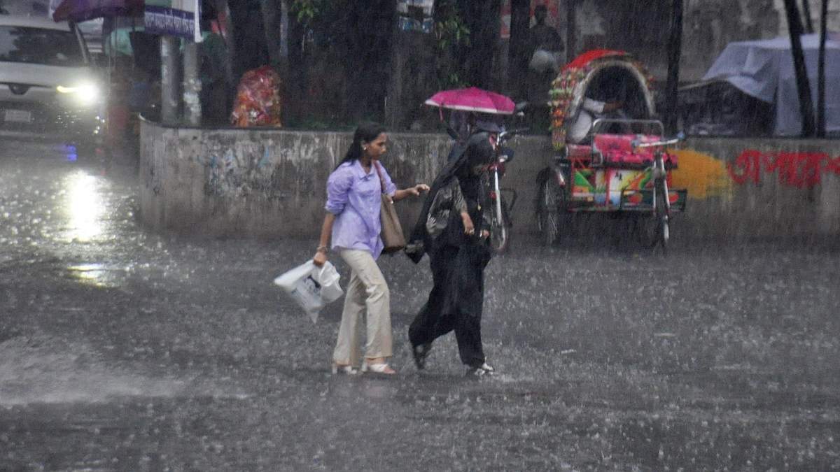 কতদিন ঝরবে বৃষ্টি, জানাল আবহাওয়া অফিস