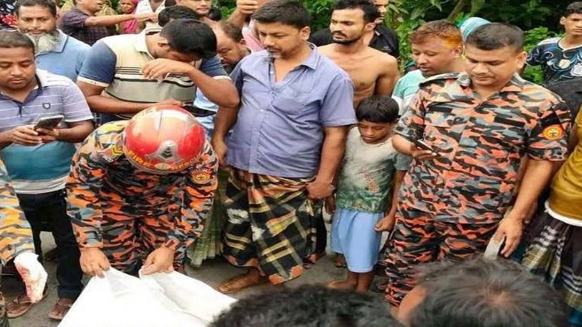 চিরিরবন্দরে ট্রাকচাপায় প্রাণ গেল মাদ্রাসাছাত্রের