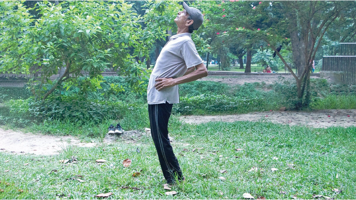 ৬০ পেরোলেও ব্যায়াম