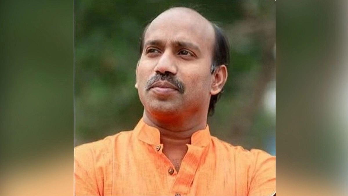 সরকার উৎখাতের পরিকল্পনার অভিযোগে নজরুল বিশ্ববিদ্যালয়ের শিক্ষক বরখাস্ত